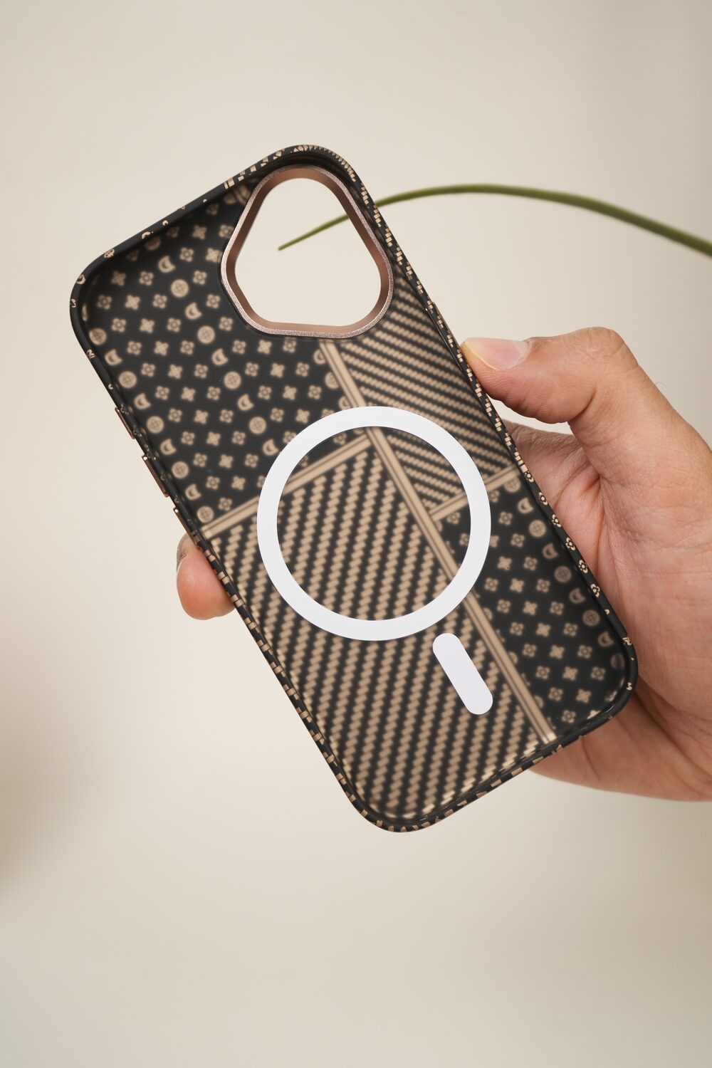 FiberTech Slim MagSnap Case for iPhone 17 | Aramid Fiber Weave, MagSafe & Wireless Charging Compatible