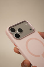 iPhone 17 Series: Silicone MagSafe Case / Cover