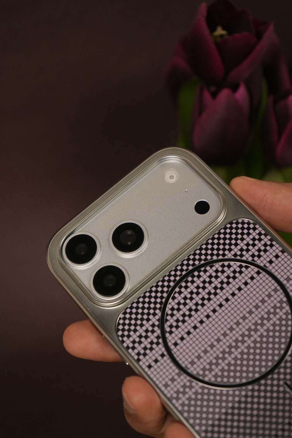 Metallic Carbon Fiber Case for iPhone 17 Pro/ 17 Pro Max – MagSafe Compatible