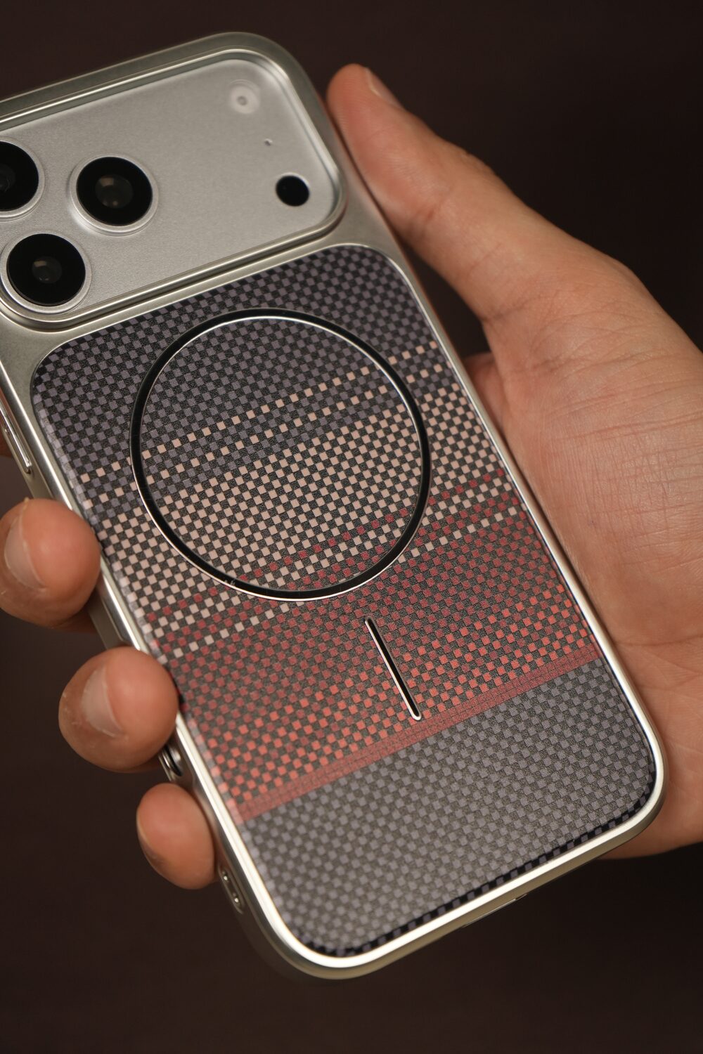 Metallic Carbon Fiber Case for iPhone 17 Pro/ 17 Pro Max – MagSafe Compatible