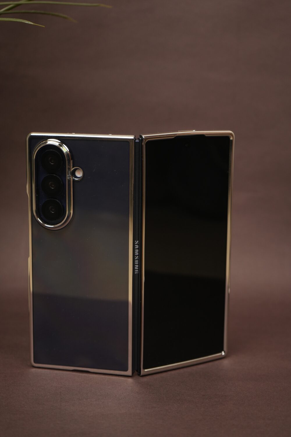 Samsung Galaxy Z Fold 7 Crystal Clear Case with Glossy Electroplated Edges | Anti-Yellow Slim Hard Back