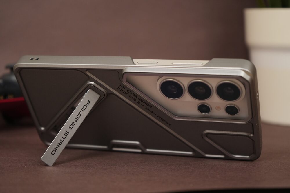 Samsung Galaxy S26 Ultra Matte PC Stand Case with Lens Protection