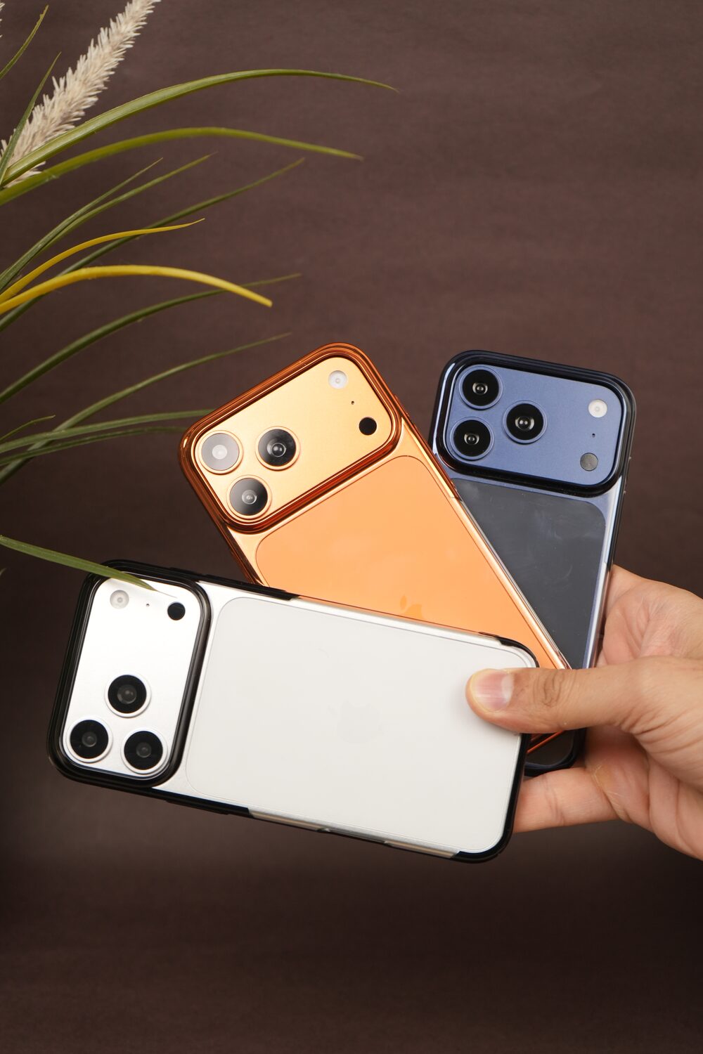 iPhone 17 Pro Max Crystal Clear Case with Glossy Electroplated Edges | Anti-Yellow Slim Hard Back
