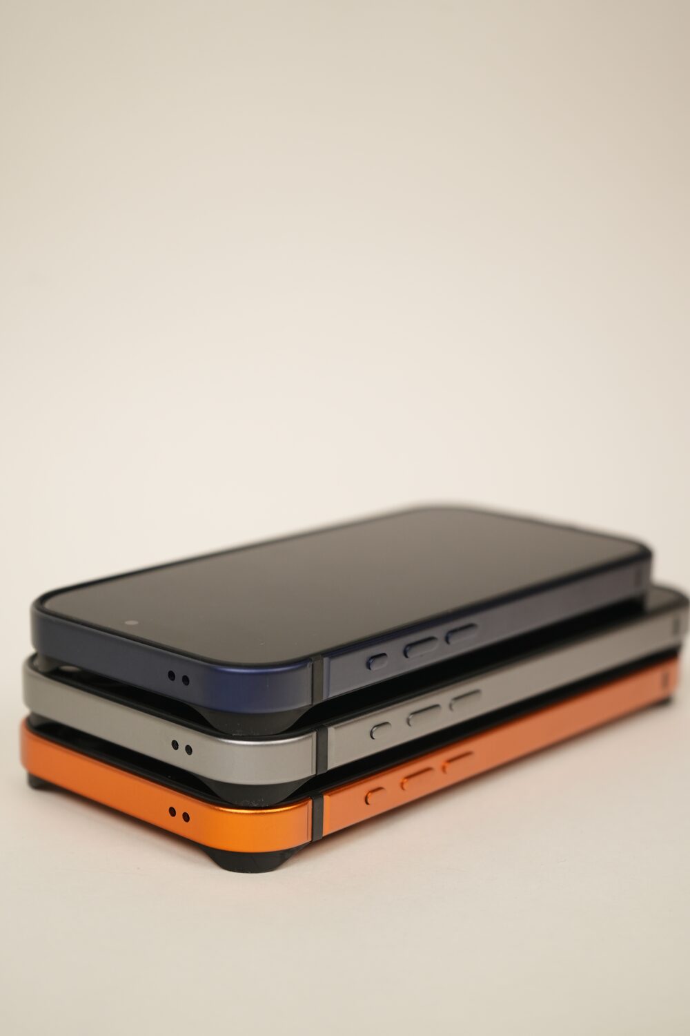 iPhone 17 Pro Max Metal Bumper Case with Reinforced Corners & Raised Camera Edges | Slim Industrial Protection