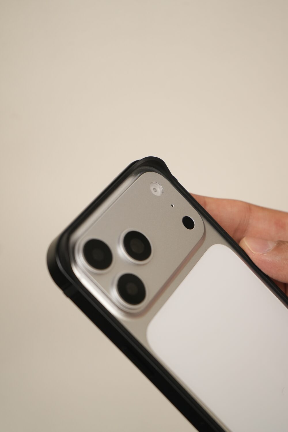 iPhone 17 Pro Max Metal Bumper Case with Reinforced Corners & Raised Camera Edges | Slim Industrial Protection
