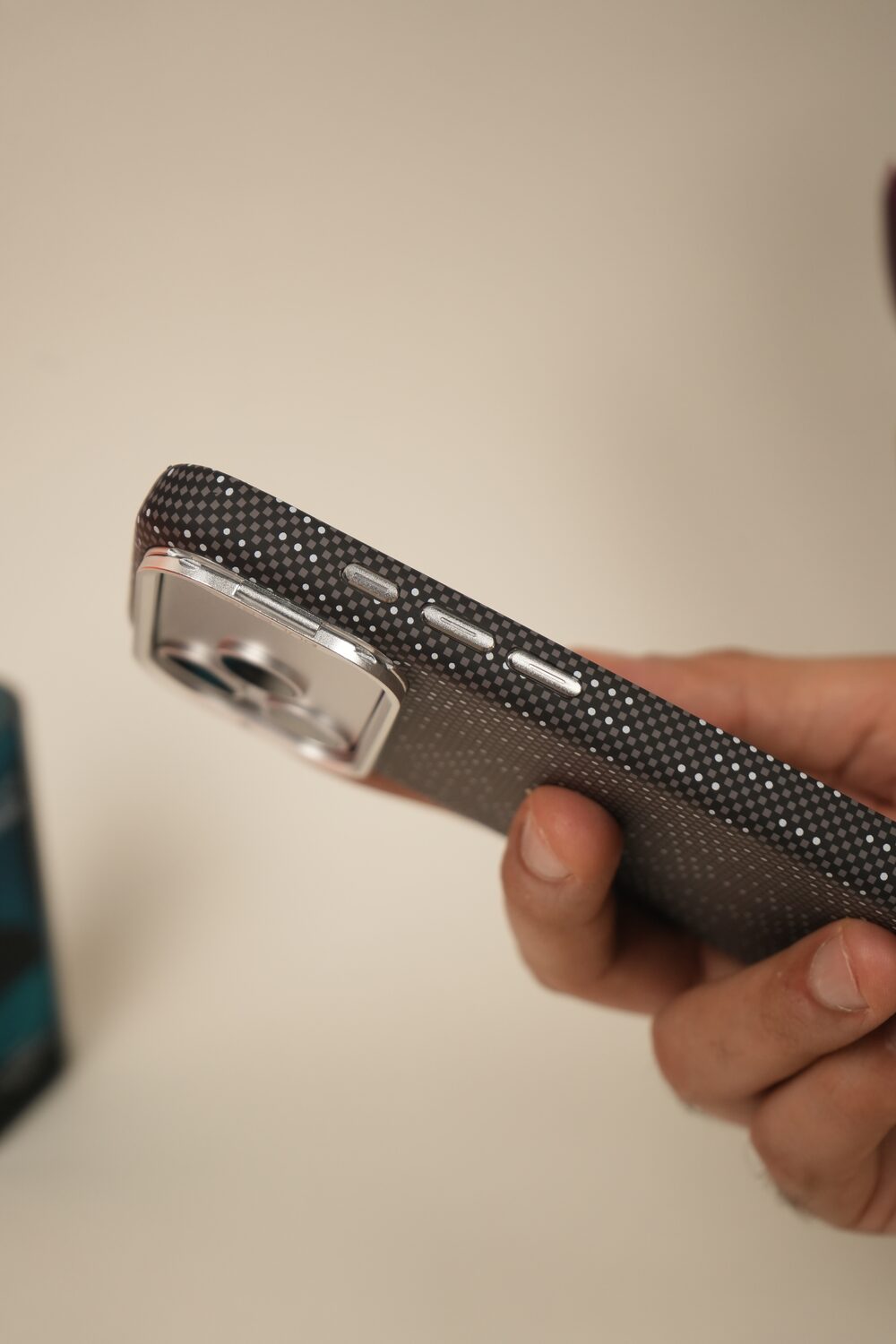 iPhone 17 Series: Silicone MagSafe Case / Cover