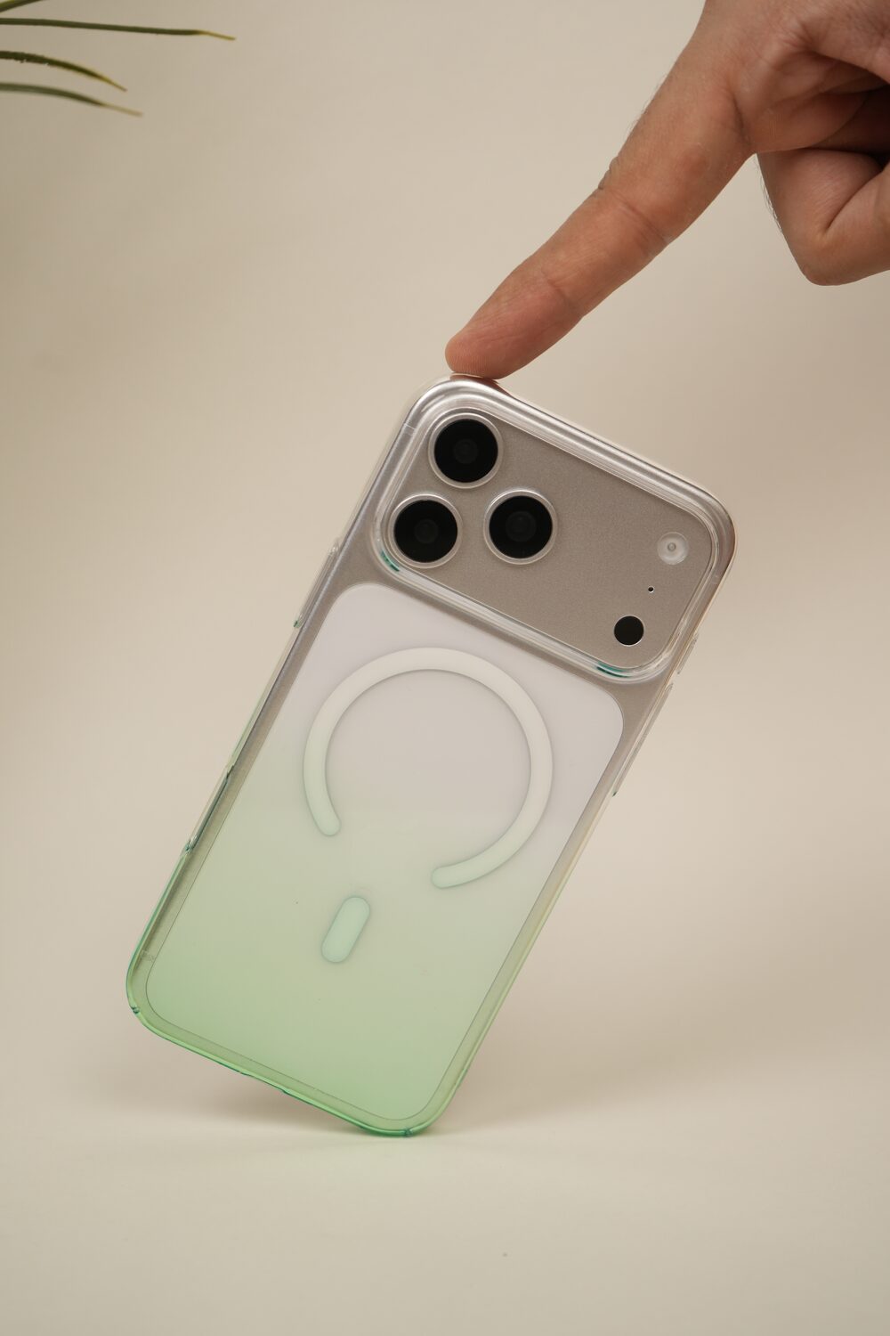 iPhone 17 Pro Max Gradient Fade MagSafe Case | Anti-Yellow Ultra Slim Protection