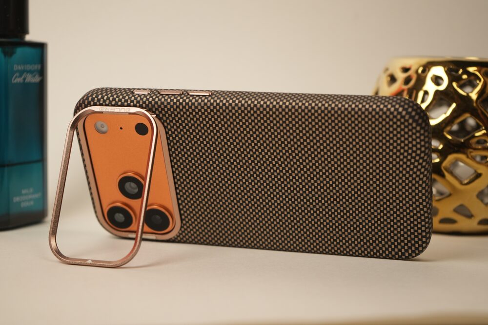 iPhone 17 Pro Max Carbon Fiber Texture Design Hard Pc MagSafe Case Cover BlueGreen