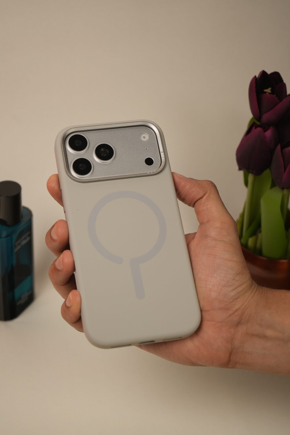 iPhone 17 Series: Silicone MagSafe Case / Cover