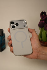 iPhone 17 Series: Silicone MagSafe Case / Cover