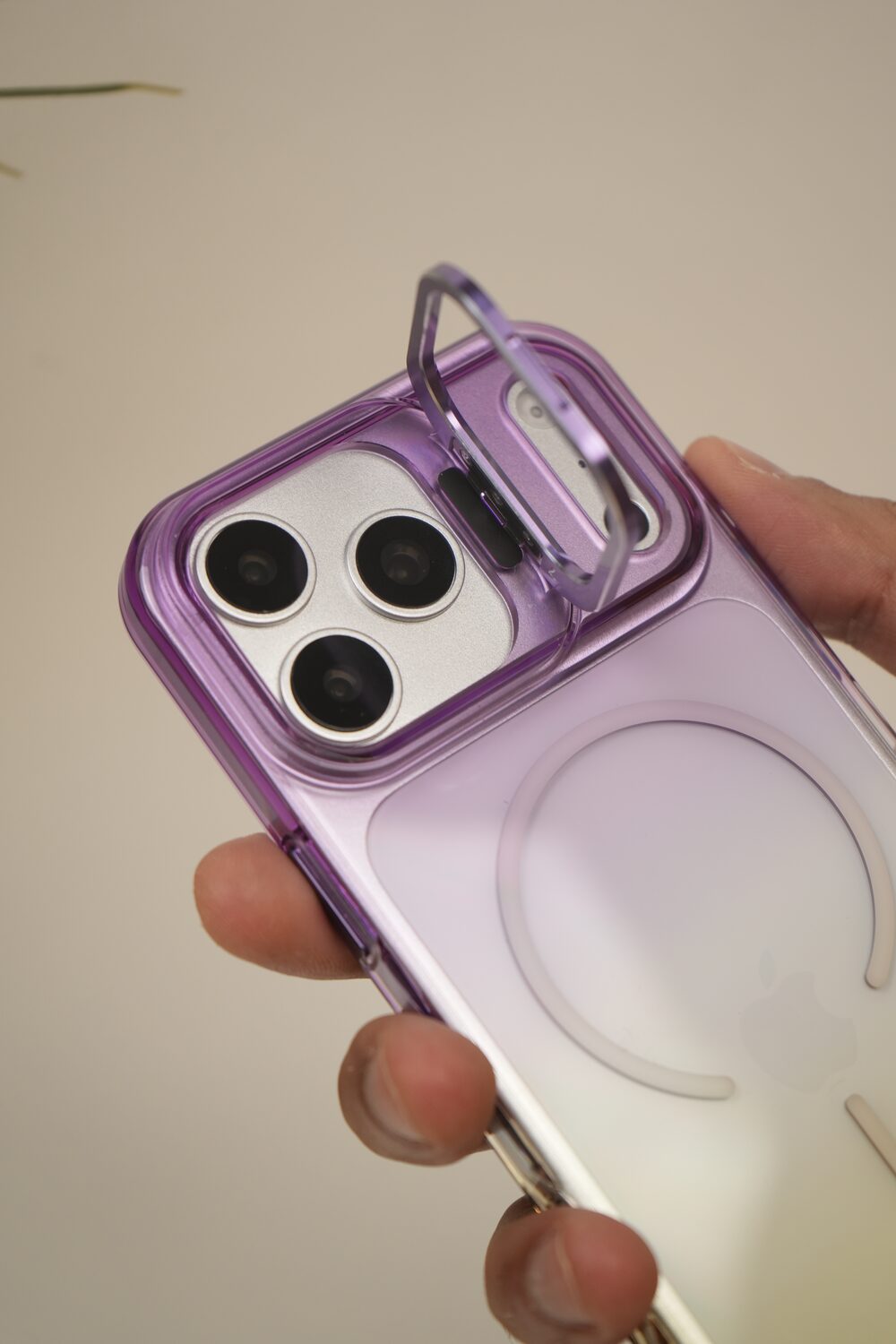 iPhone 17 Pro Max Gradient Translucent MagSafe Case with Electroplated Lens Holder | PC+TPU Hybrid