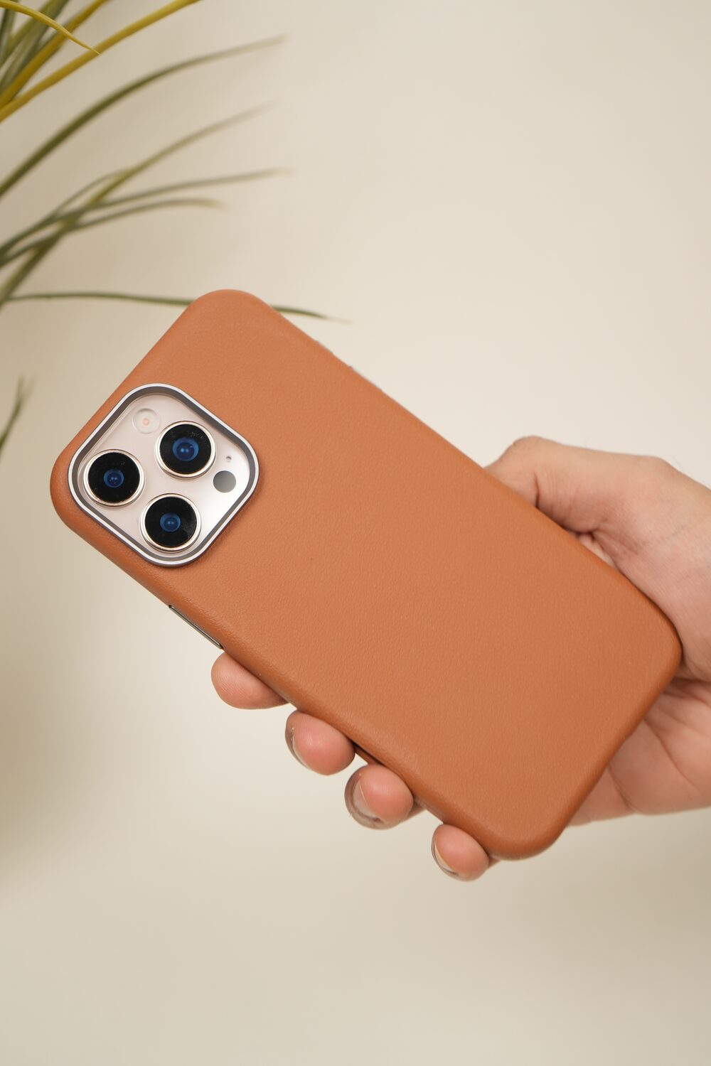 iPhone 16 Pro Max Pebble Grain Leather MagSafe Case with Metal Camera Bump | Slim & Anti-Scratch
