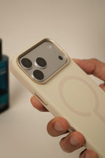 iPhone 17 Series: Silicone MagSafe Case / Cover